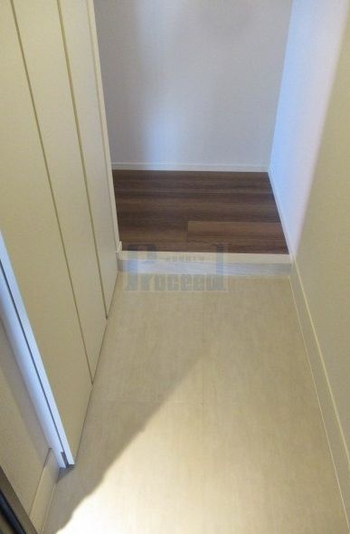 玄関　広々とした玄関部分