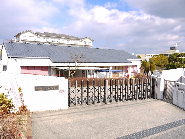 その他　愛光兜台こども園（その他）まで732m