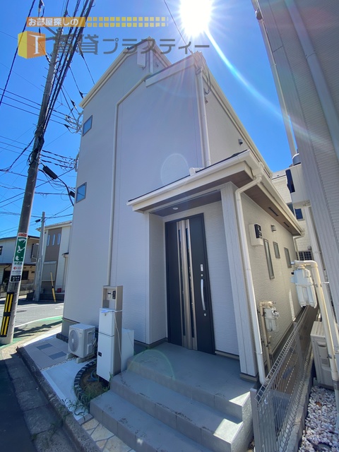 建物外観　貴重な戸建てタイプの賃貸。