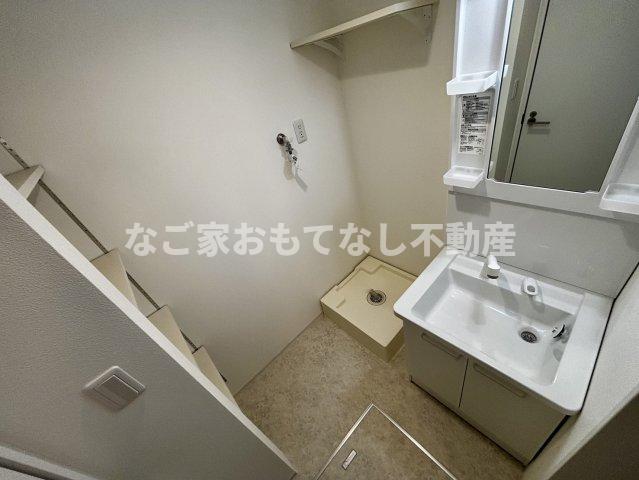 地下鉄鶴舞線 庄内通駅 徒歩9分 3階建 築1年の内装写真