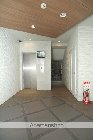 地下鉄堺筋線 扇町駅 徒歩3分 9階建 築14年の外観写真