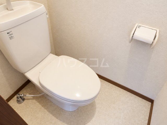 プティヴィラージュIIのトイレ写真