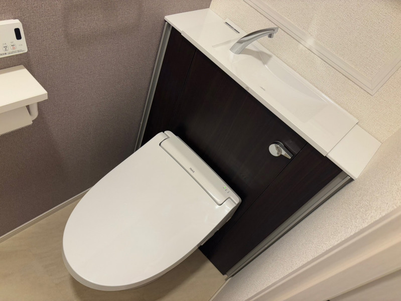山陽電鉄本線 人丸前駅 徒歩8分 9階建 築2年のトイレ写真