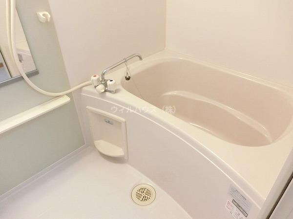 バス・シャワールーム　キレイな浴室です！