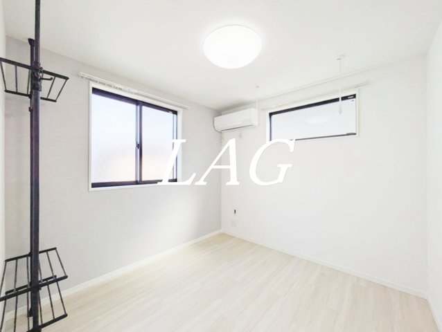 居室・リビング　洋室のお部屋です。