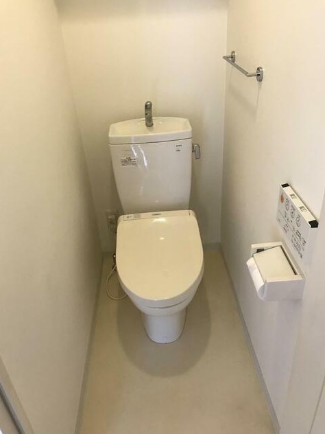 トイレ　ウォシュレット