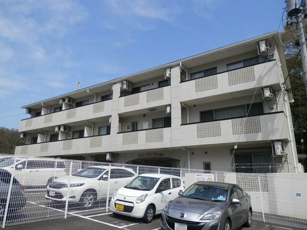 建物外観　南向きです