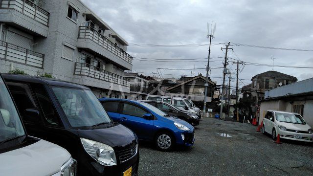 【田口ホームの駐車場】