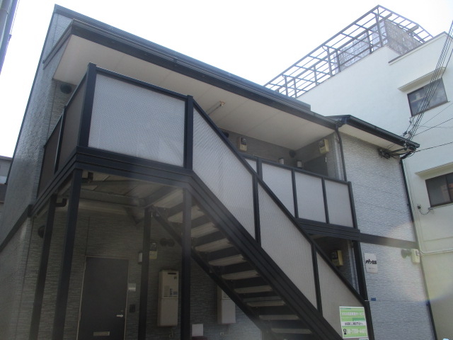 地下鉄四つ橋線 岸里駅 徒歩10分 築27年