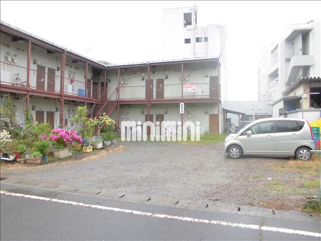 【東朝日荘の駐車場】