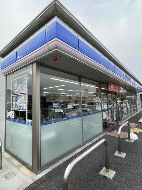 コンビニ　ローソン　西脇大橋店（コンビニ）まで866m