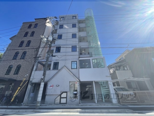京都市左京区一乗寺清水町のマンションの建物外観