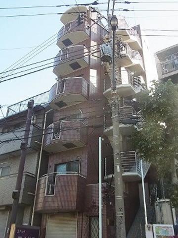 大田区大森本町のマンションの建物外観