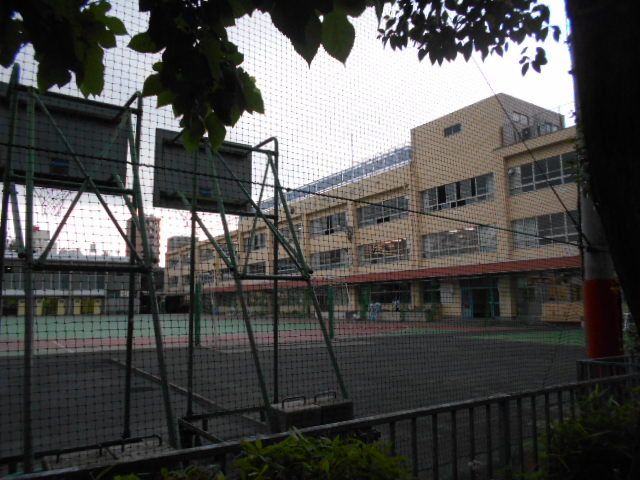 【古谷マンションの小学校】