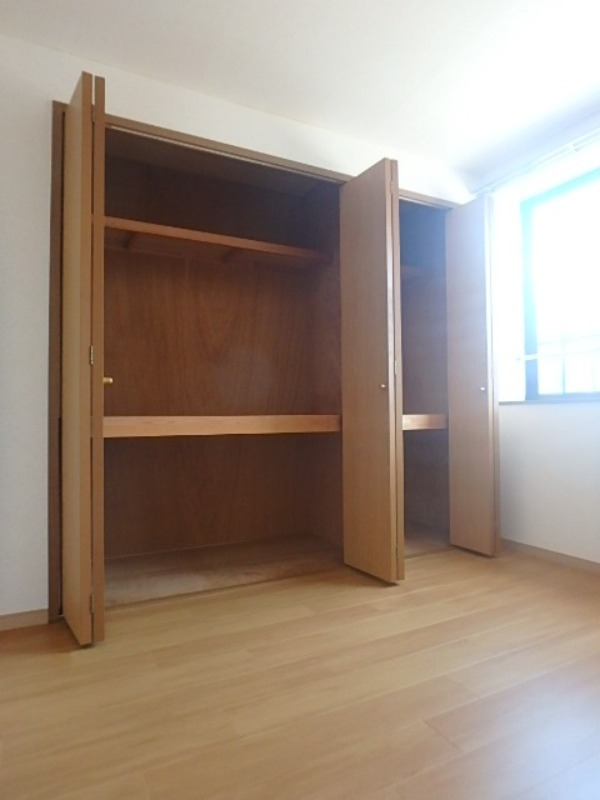 収納　図面と現状に相違がある場合には現状を優先