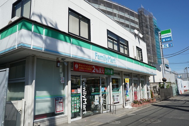 コンビニ　ファミリーマート東雲橋店（コンビニ）まで332m