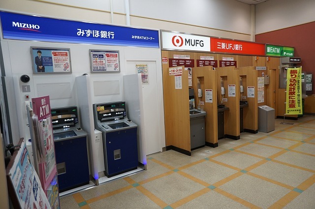 銀行　イオンＳＣ東雲店ＡＴＭコーナー（銀行）まで366m