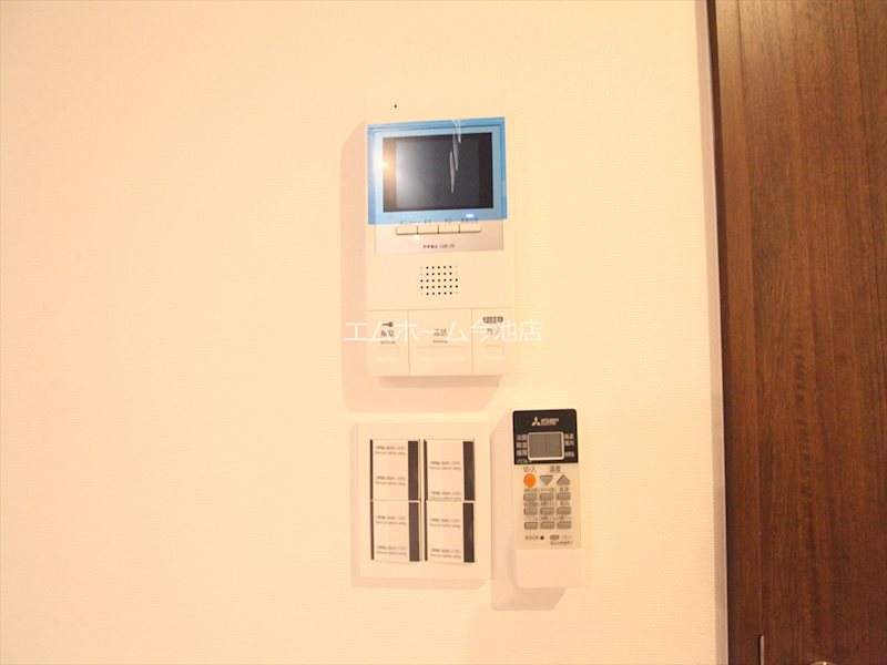 セキュリティ　TVモニター付インターホン