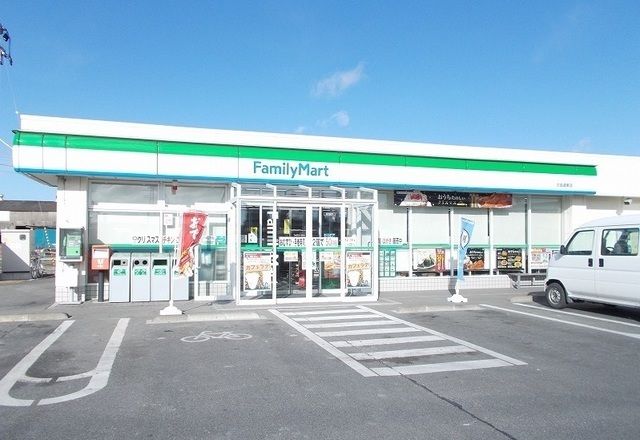 コンビニ　ファミリーマート石巻大街道東店（コンビニ）まで850m