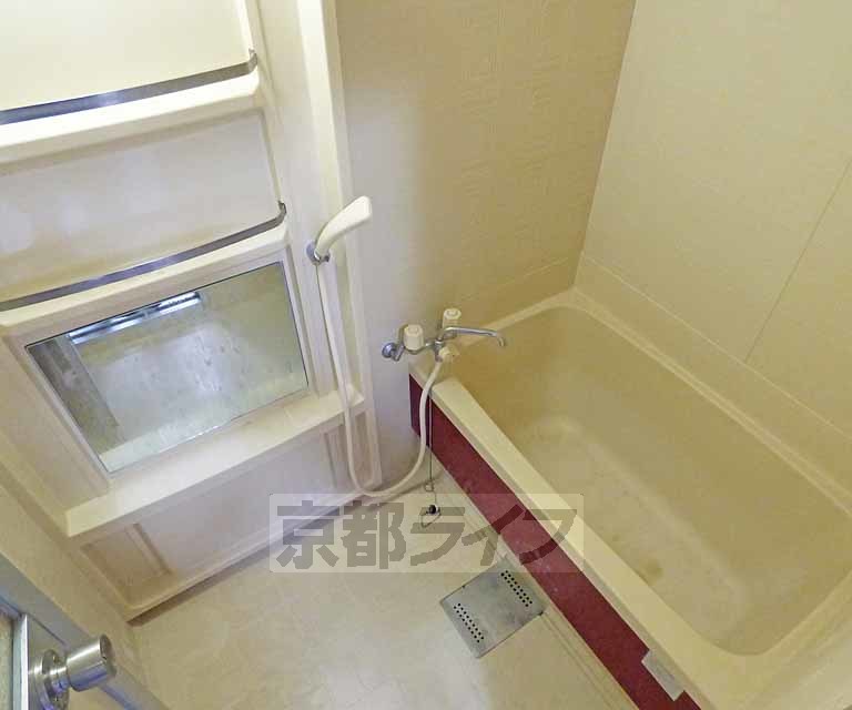 バス・シャワールーム　洋室です。