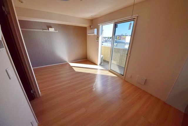 居室・リビング　※別号室参考写真です