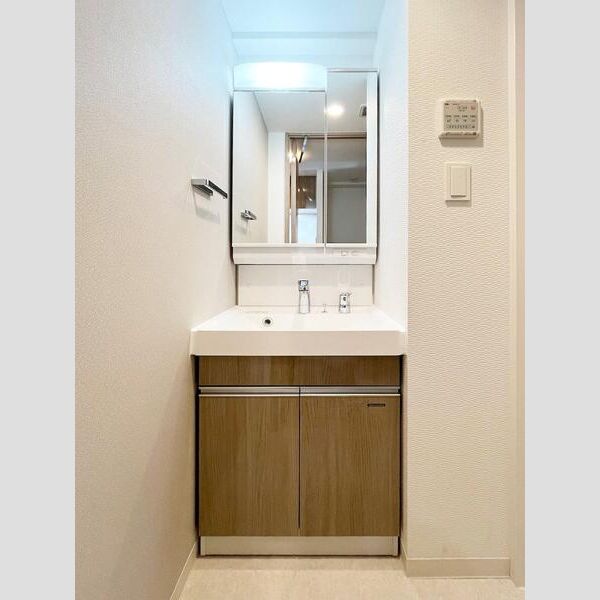 洗面設備　同タイプ施工モデル