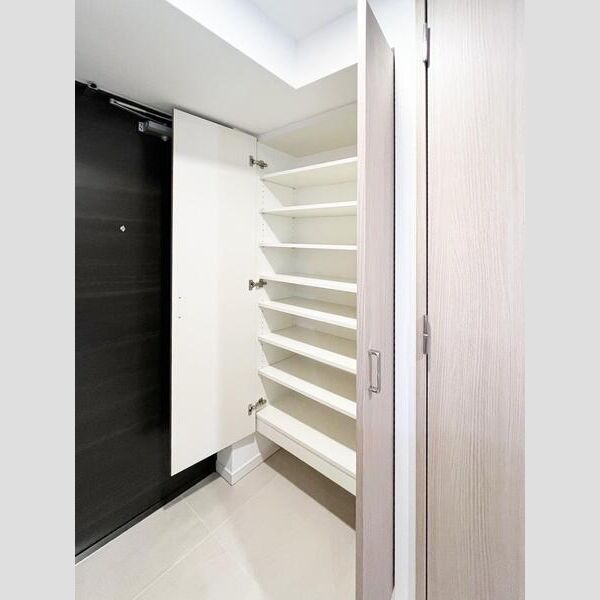 収納　同タイプ施工モデル