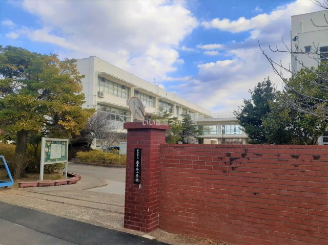小学校　南子安小学校（小学校）まで427m
