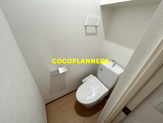 トイレ　303号室の写真です！現状優先です！