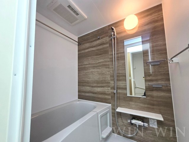 バス・シャワールーム　イメージ（同施工会社同一モデルの写真です）