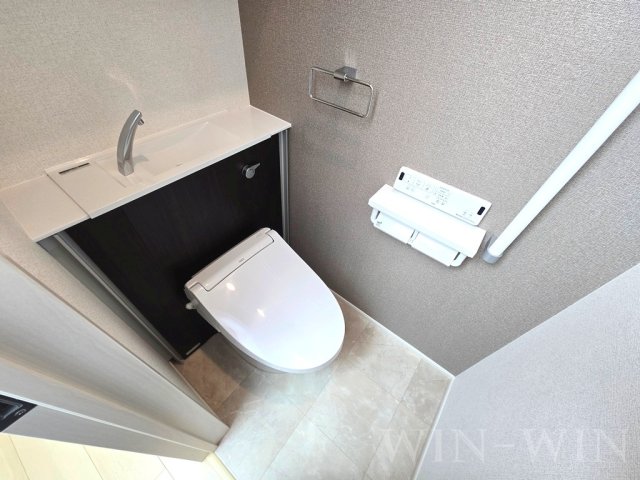 トイレ　イメージ（同施工会社同一モデルの写真です）