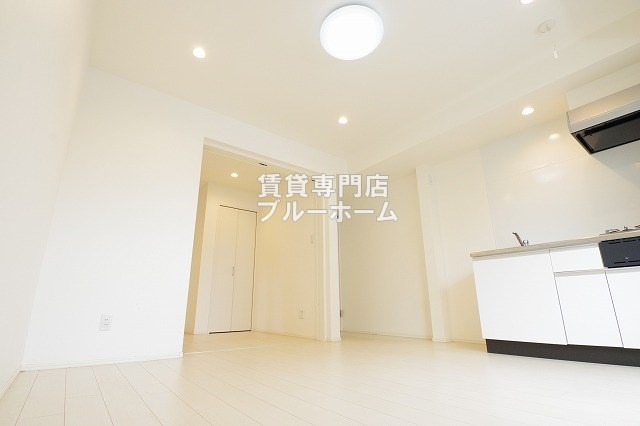 居室・リビング　9帖の明るいリビング！