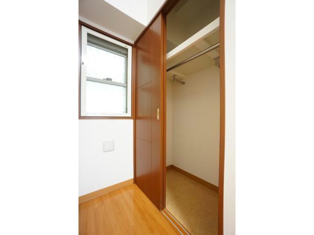 収納　クローゼットタイプの収納