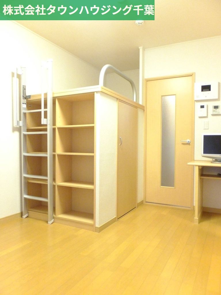 居室・リビング　1Ｆフローリング