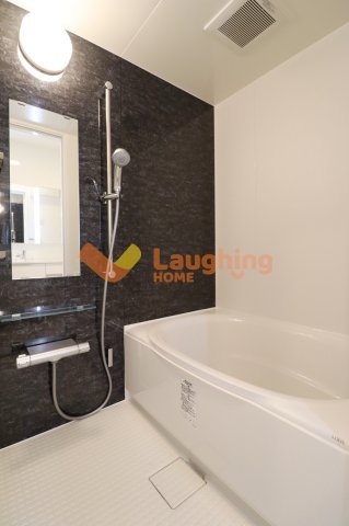 バス・シャワールーム　※新築未完成の為、類似物件の写真になります