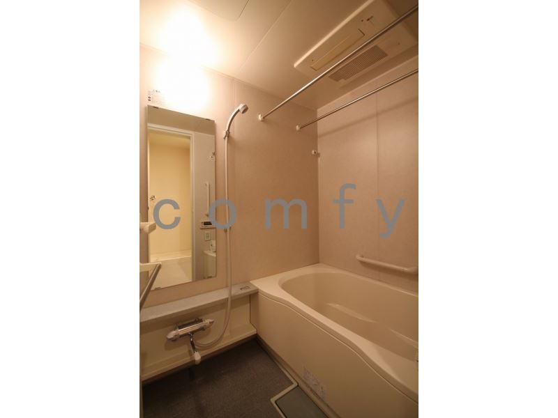 バス・シャワールーム　バス