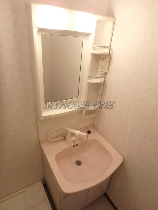 洗面設備　洗髪洗面台