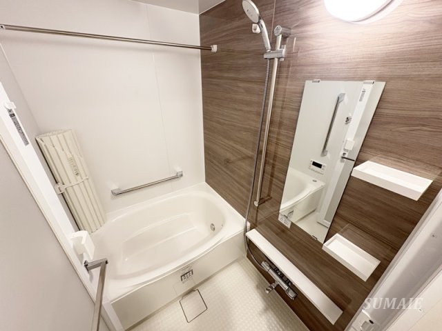 バス・シャワールーム　ゆったりとしたお風呂です☆