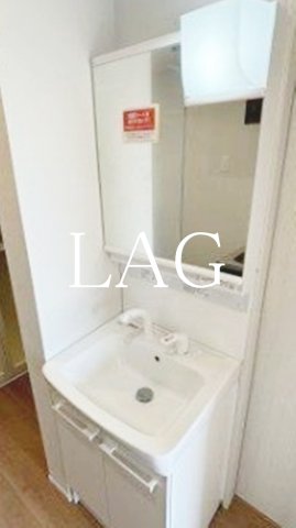 洗面設備　洗面台です。