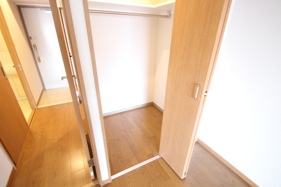 収納　※別部屋の写真です