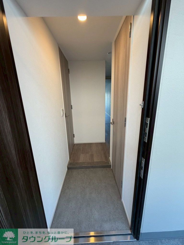 玄関　タウンハウジング仙川店まで♪