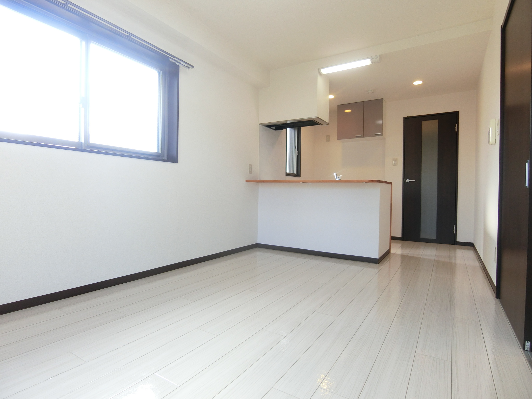 居室・リビング　以下同タイプ別居室参考写真