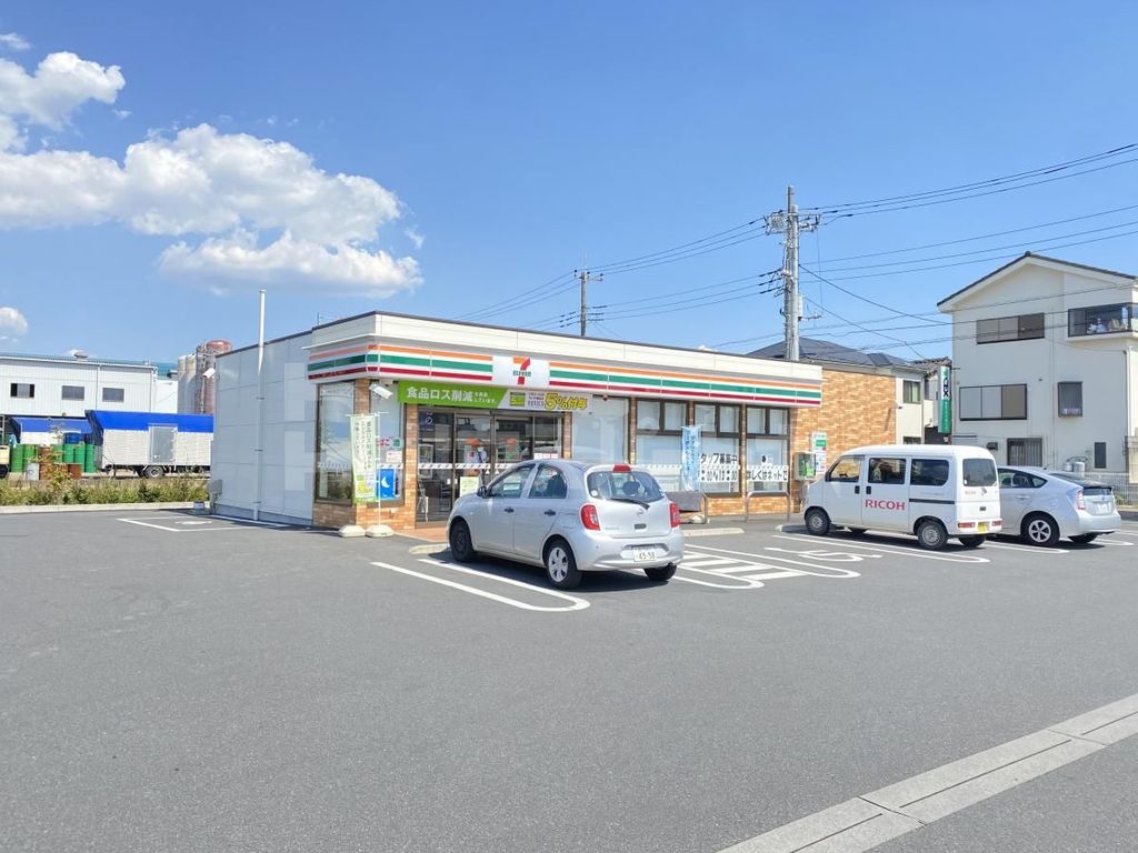 コンビニ　セブンイレブン三郷新和3丁目店（コンビニ）まで460m