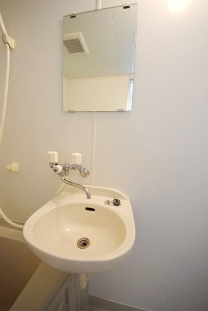 洗面設備　★辻堂駅徒歩８分、お買いもの便利★