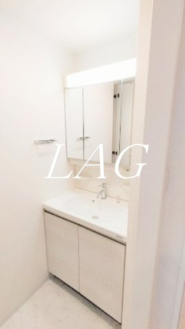 洗面設備　洗面台です。