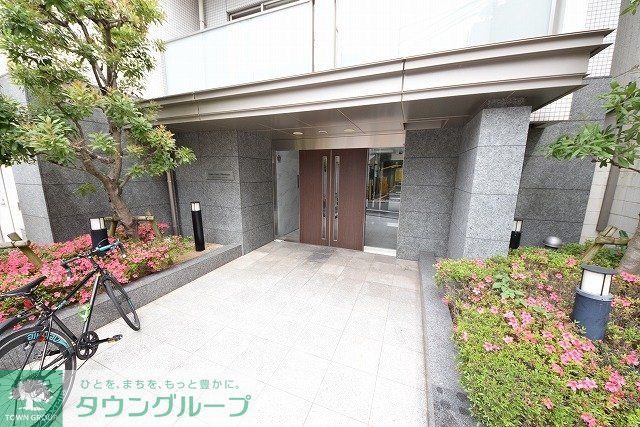 エントランス　エントランス