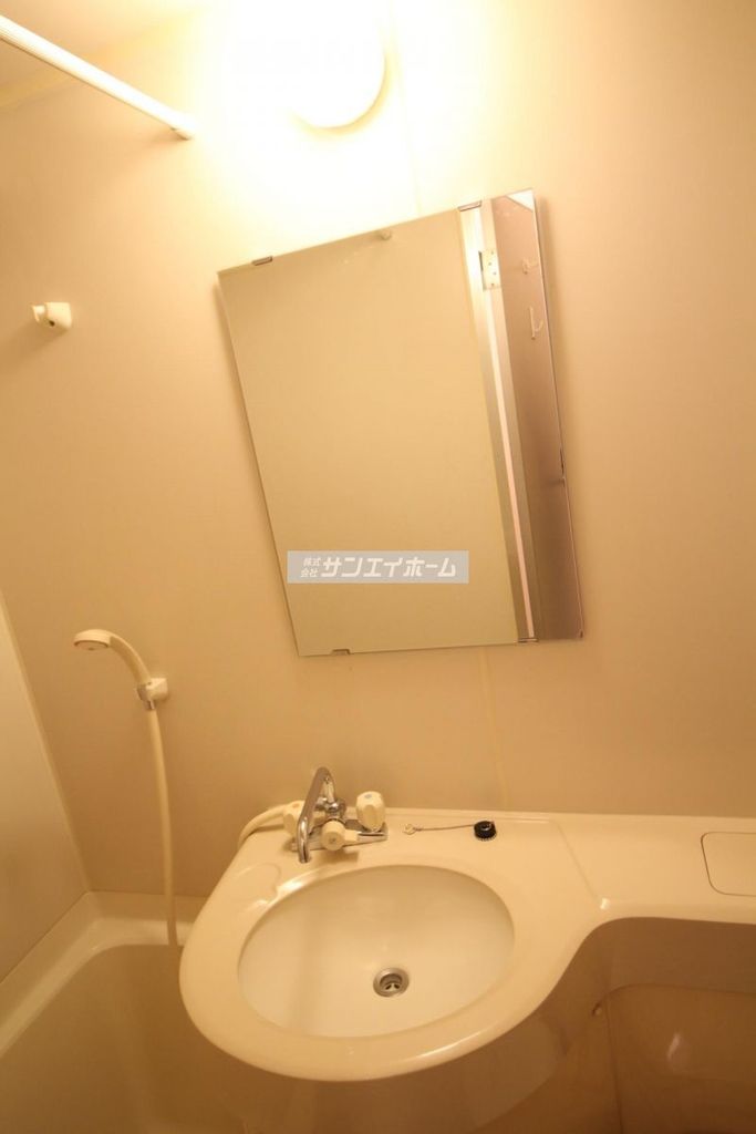 洗面設備　同タイプ