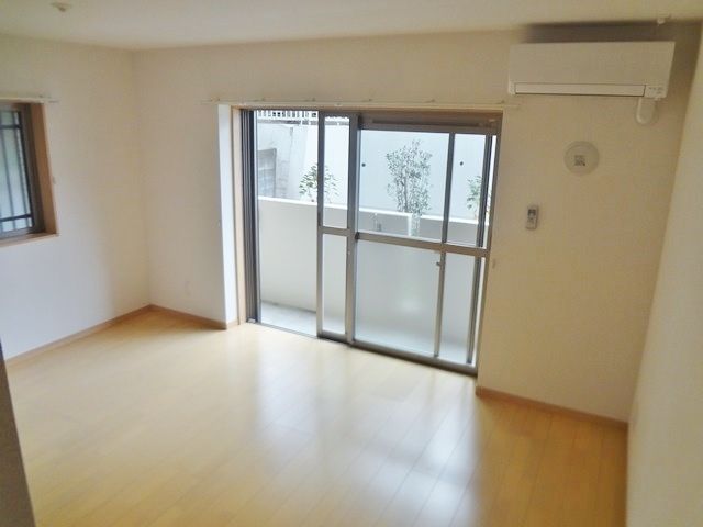 居室・リビング　★同物件別部屋★