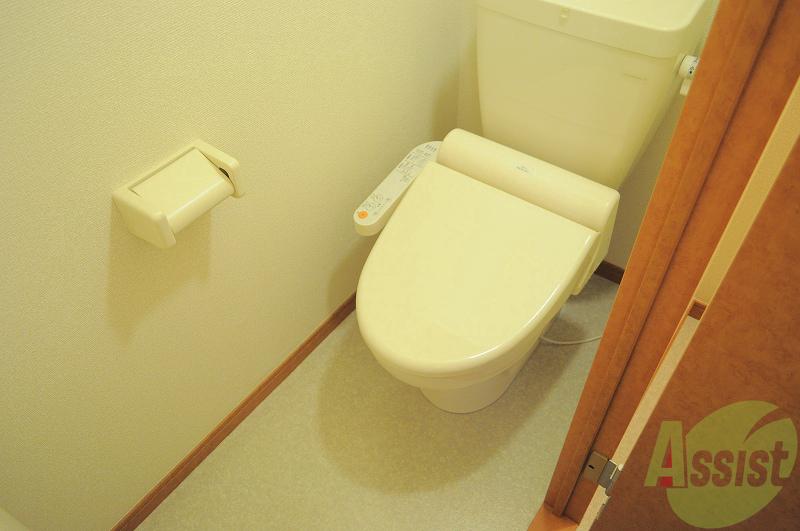 その他　温水洗浄便座装備