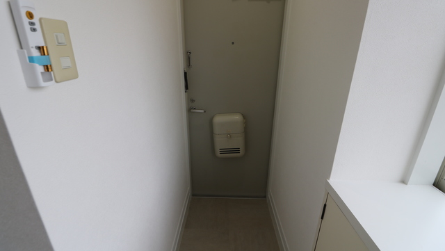 玄関　※別室参考写真